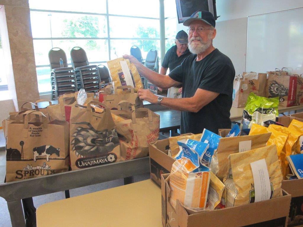 Helping Provide Groceries for Seniors in Scottsdale